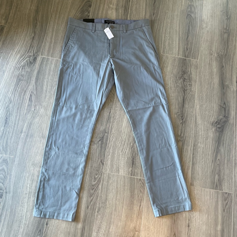 Banana Republic Fulton Stretch Chino Pants Grey Blue Men's size 33x30 Khakis NWT